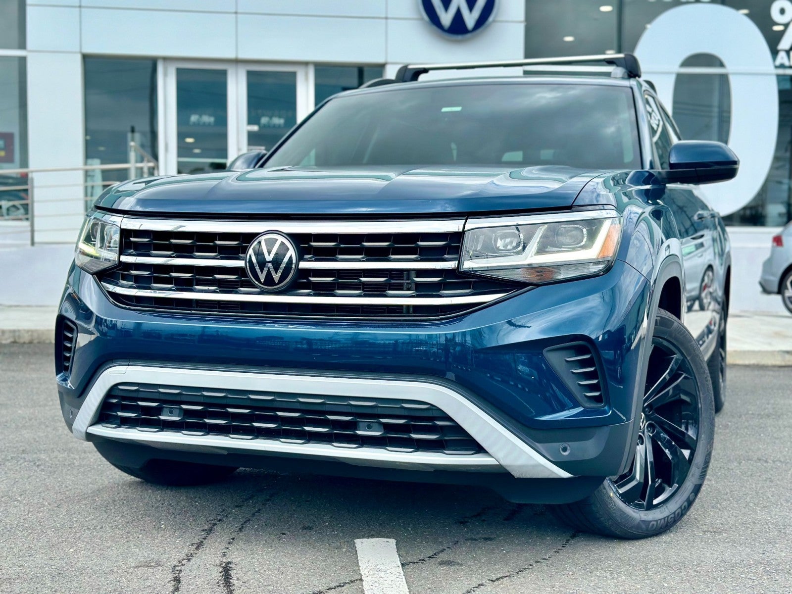 2023 Volkswagen Atlas 2.0T SE w/Technology