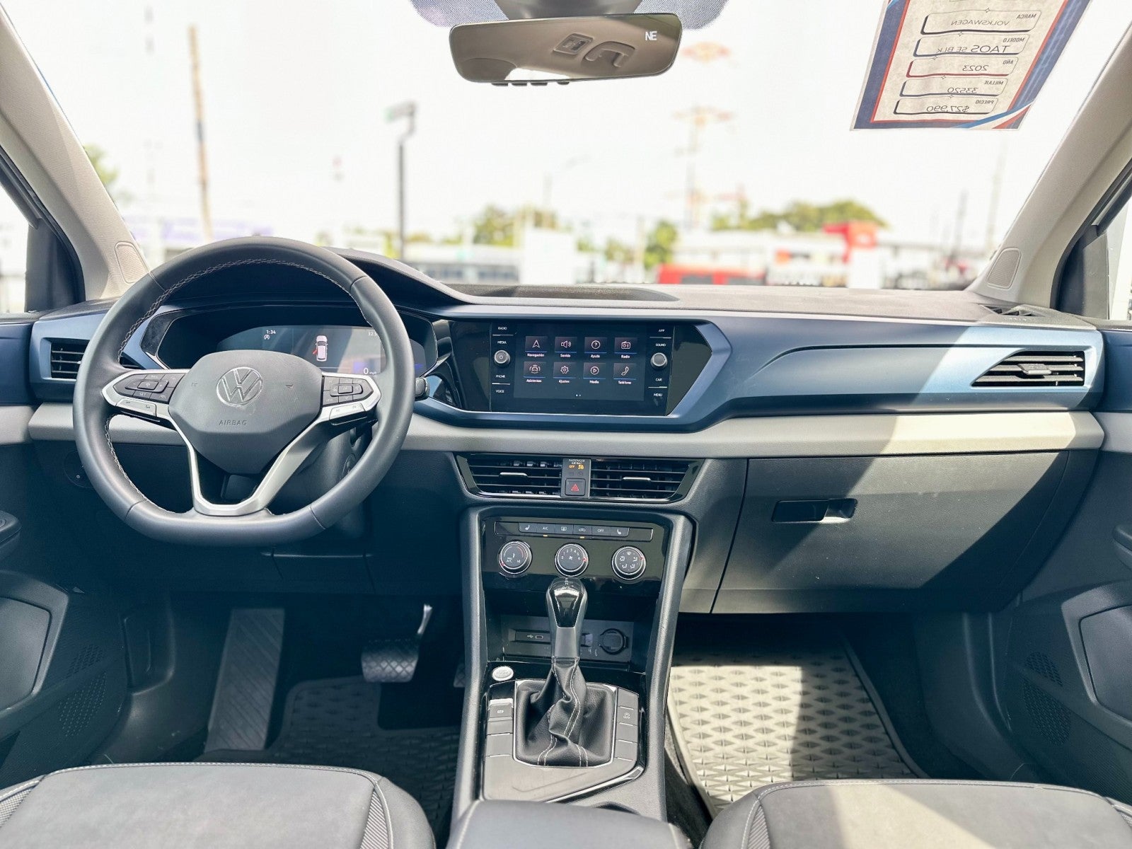 2023 Volkswagen Taos SE